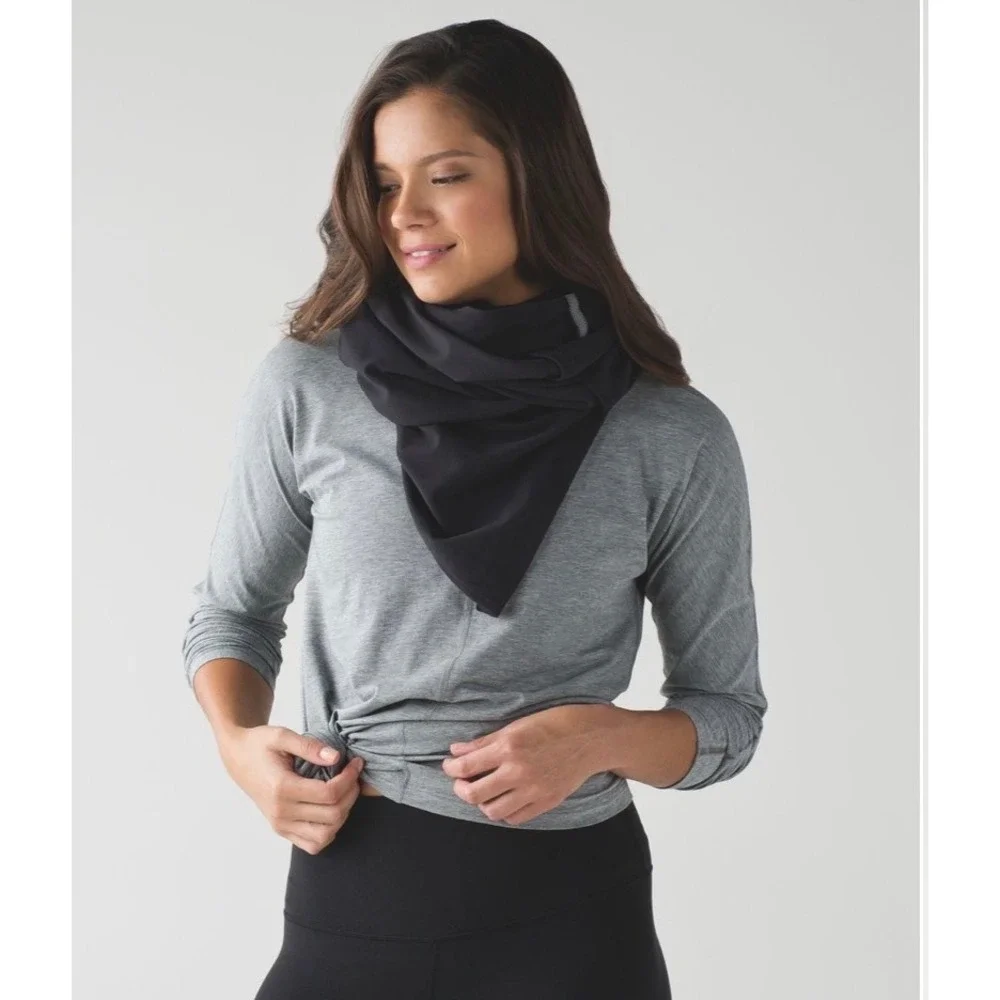 Lululemon Vinyasa Scarf Black Rulu Snap Wrap Multi Way Infinity Scarf size OS